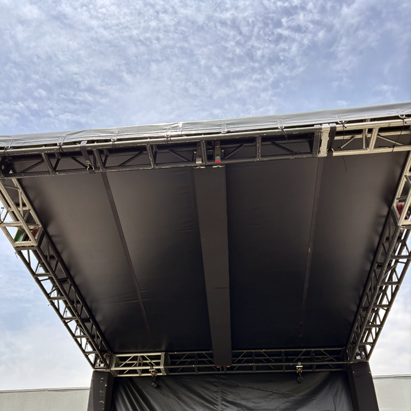 GROUND SUPPORTS, ESCENARIOS, HOSPITALITIES, LAYHER, MOTORES CM, TRUSSES CIRCULARES, RIGGING, RIGGERS ROLLING RISERS, CARPAS LOSBERGER, TELONES, KABUKI, TRUSSES DIFERENTES DIMENSIONES