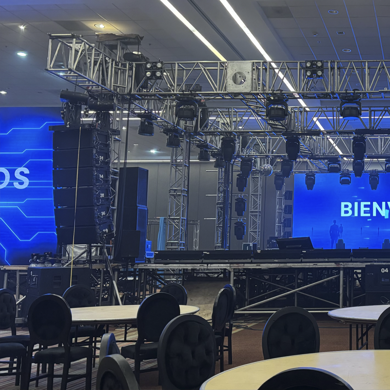 GROUND SUPPORTS, ESCENARIOS, HOSPITALITIES, LAYHER, MOTORES CM, TRUSSES CIRCULARES, RIGGING, RIGGERS ROLLING RISERS, CARPAS LOSBERGER, TELONES, KABUKI, TRUSSES DIFERENTES DIMENSIONES