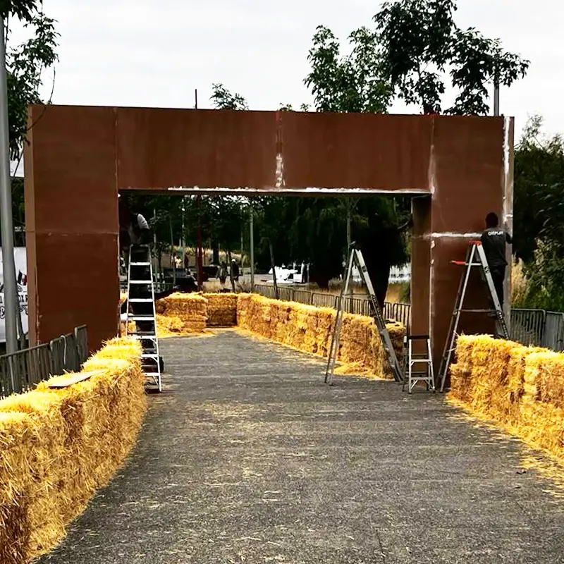 RENTA Y VENTA DE ARCO EN LAYHER EN CANCÚN, DIMENSIONES DE 7.32 METROS DE BOCA X 2.09 MTS DE PROFUNDIDAD X 4.26 METROS DE ALTURA IDEAL PARA EVENTOS MASIVOS, CONCIERTOS, FESTIVALES, EVENTOS POLITICOS, DEPORTIVOS, ETC