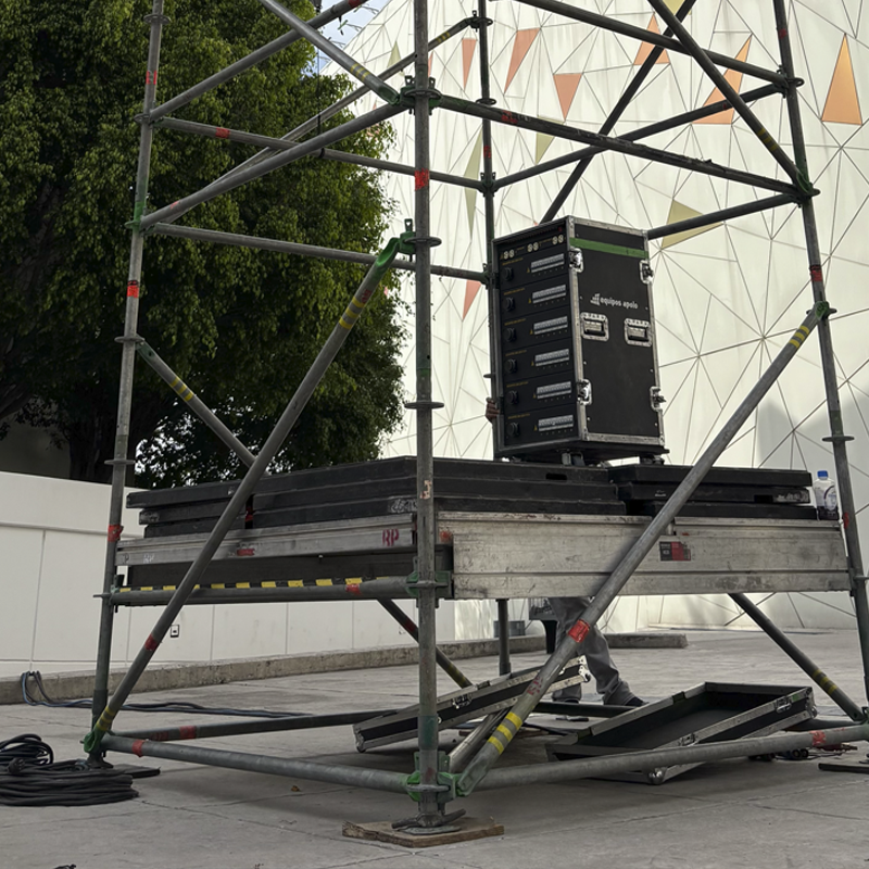GROUND SUPPORTS, ESCENARIOS, HOSPITALITIES, LAYHER, MOTORES CM, TRUSSES CIRCULARES, RIGGING, RIGGERS ROLLING RISERS, CARPAS LOSBERGER, TELONES, KABUKI, TRUSSES DIFERENTES DIMENSIONES