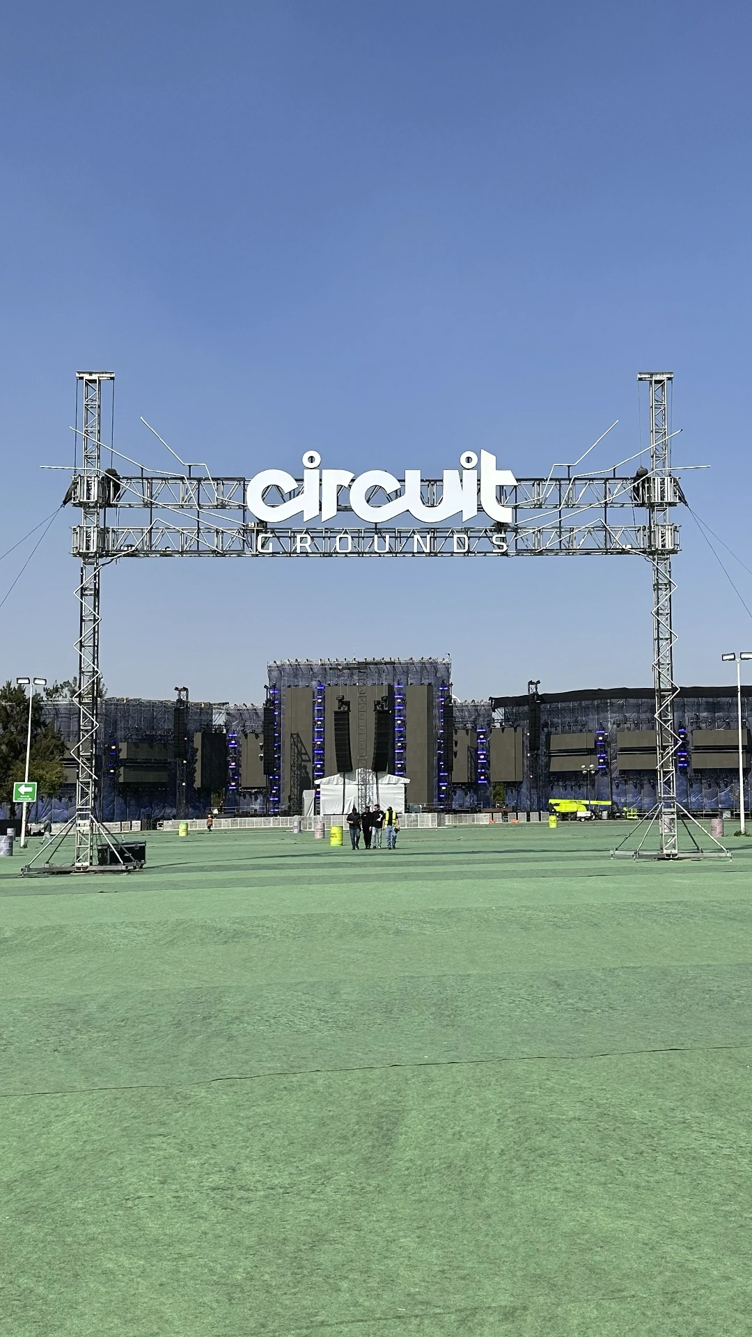 DESIGNS para activaciones de stand de festivales en mexico