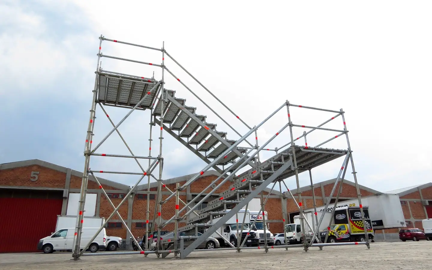 layher en riggingplot mexico