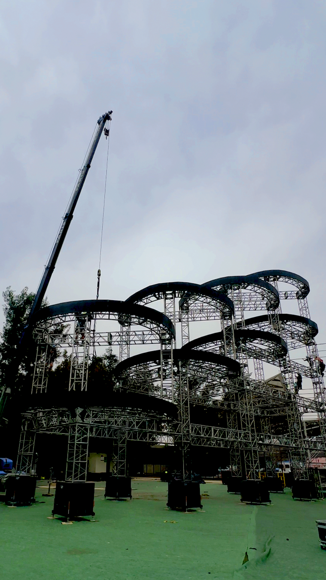 diseños en trusses para festivales en riviera maya